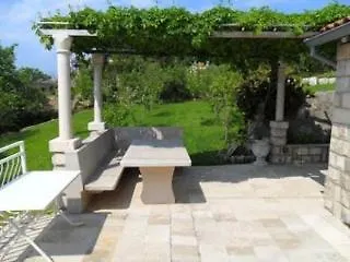 Adriatic Guest house 3*