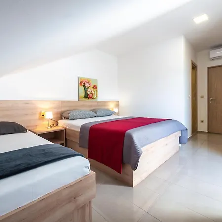 Guest house Adriatic Mlini